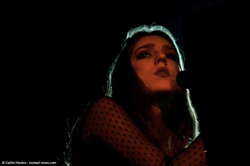 Birdy performs live in Berlin